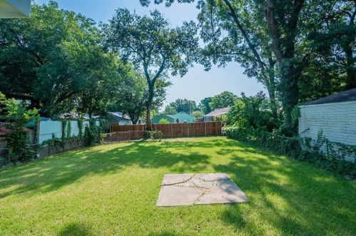 1210 Gilpin Ave, Dallas TX  75211-6019 exterior