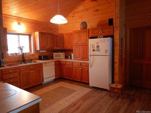 193 Whispering Pines Dr, Masonic Park CO  81154-9595 exterior