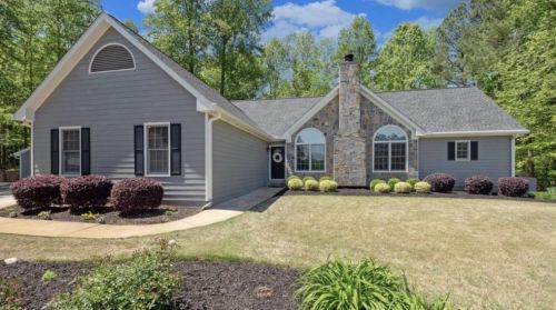 5639 Honeytree Dr, Braselton, GA 30517-1436