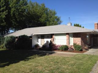 23202 Gap Rd, Prosser, WA 99350-9575