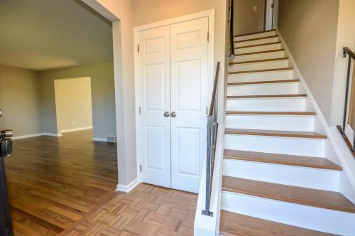 2577 Cranbrook Dr, Cincinnati OH  45231-1108 exterior