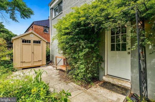 8412 Barron St, Silver Spring MD 20912-7247 exterior