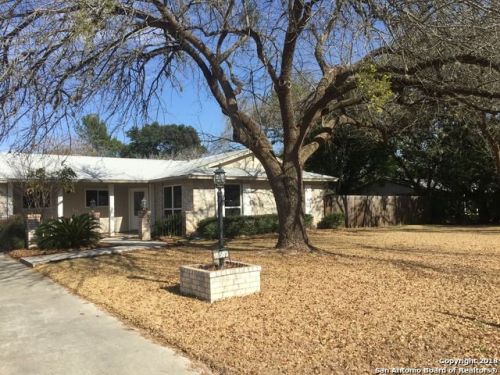 10503 Bar X Trl, Grey Forest, TX 78023-4038