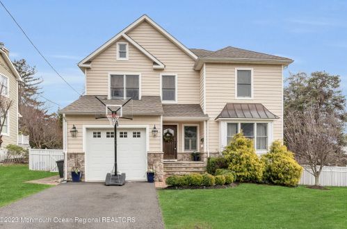 26 Hudson Ave, Atlantic Highlands, NJ 07716-1627