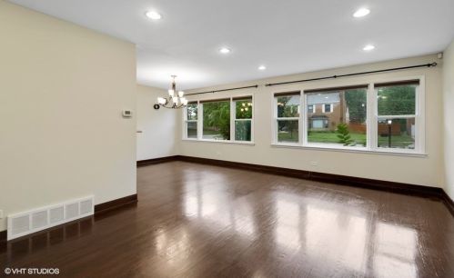 7930 Lotus Ave, Morton Grove, IL 60053-3627