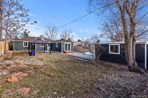 2833 Gray St, Denver CO  80214-8123 exterior