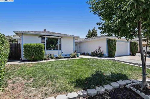 1144 Tice Dr, Milpitas, CA 95035-3322