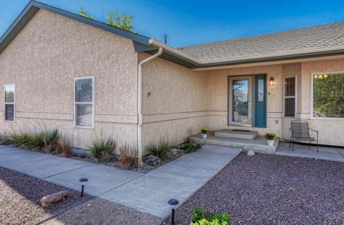 1620 Siesta Dr, Pueblo, CO 81007-2280