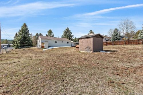 5165 Hatch Dr, Lakewood CO 80439 exterior
