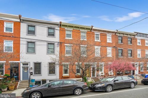 2520 Christian St, Philadelphia, PA 19146-2314