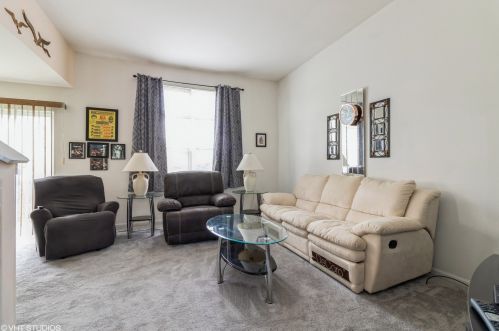 7150 Manchester Dr, Plainfield, IL 60586-6878
