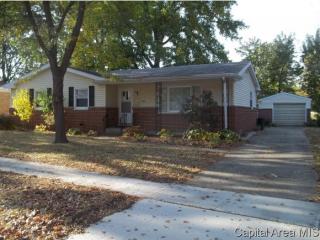 509 Witherspoon Dr, Springfield IL  62704-1422 exterior