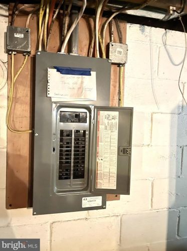 481 Cranes Gap Rd, Carlisle PA  17013-9602 exterior