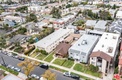 129 Cedar St, Glendale CA  91205-1207 exterior