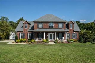 133 Lena Loop, Burns, TN 37029-5266