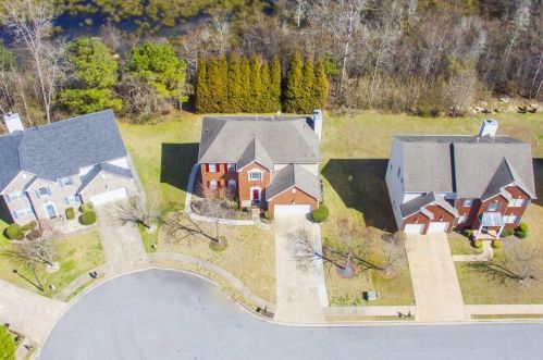 4057 Medlock Woods Dr, Lithonia, GA 30039-2722