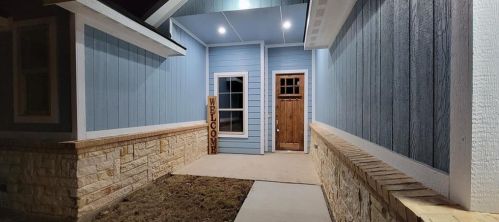 913 Cope St, Midlothian, TX 76065-9142