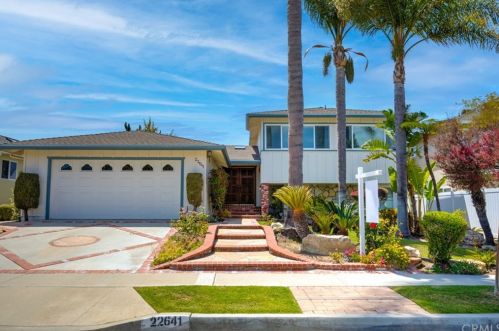 22641 Benner Ave, Torrance, CA 90505-2817