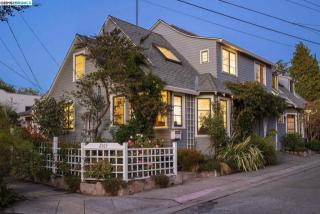 2165 Acton St, Berkeley, CA 94702-1912