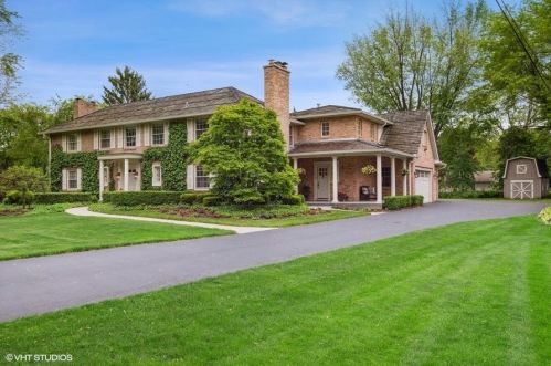 851 Broadway Ave, Bull Valley, IL 60014-5500