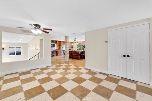 473 Country Hill Rd, Anaheim CA  92808-1353 exterior
