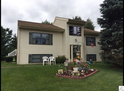 407 Linda Ln, Scanlon, MN 55720-3014