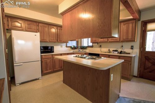 1241 Frst Edge Rd, Woodland Park CO 80863-2406 exterior