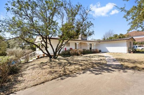 506 Dragon, Austin TX  78734-4319 exterior