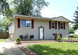 393 Prince Of Wales Dr, Columbus, OH 43230-2473