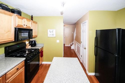 6791 Foxfire Pl, Atlanta GA  30349-1383 exterior