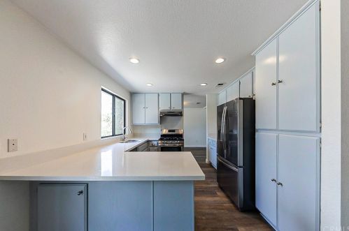 2304 Chatka Ln, San Bernardino, CA 92410-2000