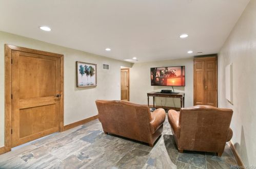 4991 Chester St, Englewood CO 80111-1330 exterior