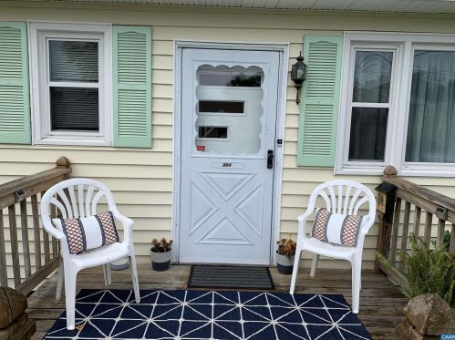 904 Rougemont Ave, Charlottesville, VA 22902-6357