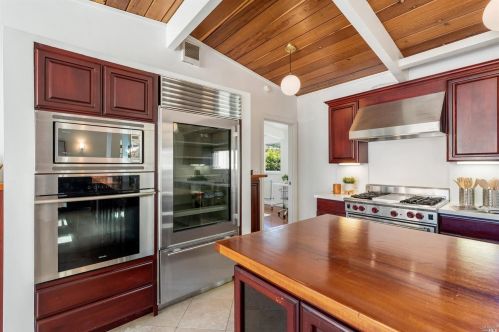 744 Penny Royal Ln, San Rafael, CA 94903-2328