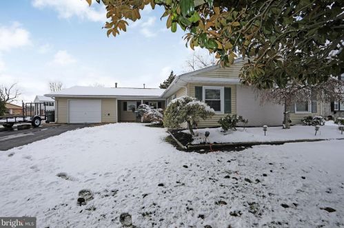 79 New Castle Ln, Willingboro, NJ 08046-1333