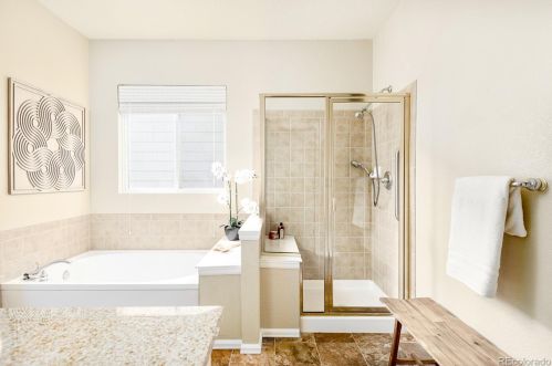 8136 Algonquian Cir, Aurora CO 80016-7018 exterior