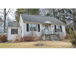 81 Hall Dr, Cheshire, CT 06410-1009
