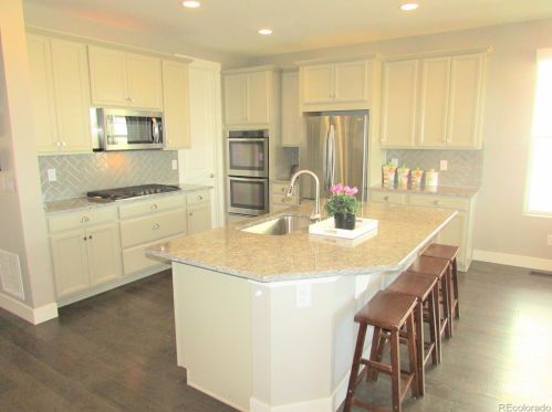 15962 St Paul St, Denver, CO 80602