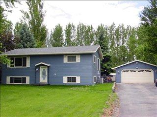 404 Edgewood Rd, Thompson, ND 58278-4308