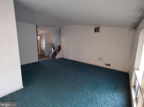 11706 Stonington Pl, Silver Spring MD 20902-1638 exterior