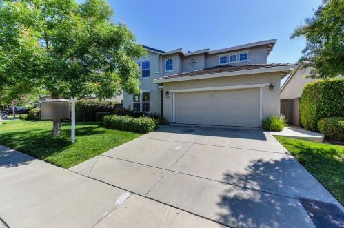 3109 Tree Swallow Cir, Elk Grove, CA 95757-8110