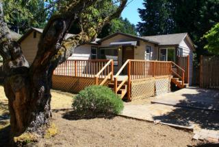 415 107th St, Seattle, WA 98133-8714