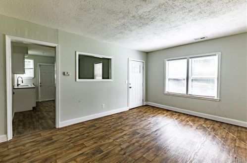 1361 Byrere Ter, Atlanta GA  30310-3927 exterior