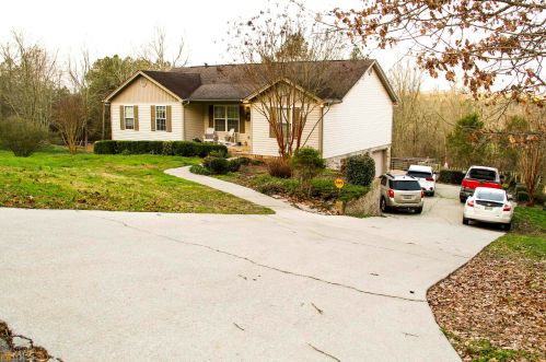 525 Parton Ln, Ringgold, GA 30736-7554