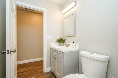 1906 Van Ness Ave, Santa Ana CA 92707-2638 exterior