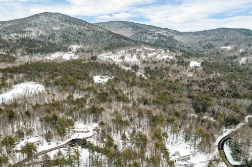 21 Bridget Cir, Laconia, NH 03249-6968