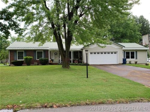 104 Lynn Ave, Eldon, MO 65026-2008