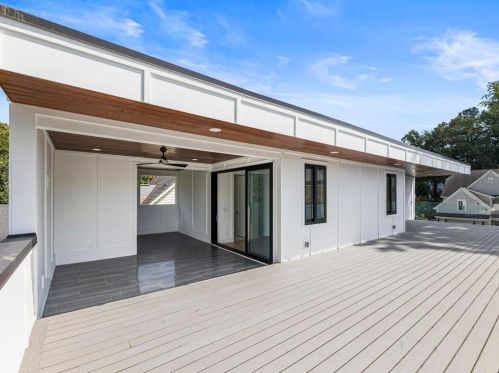 2374 Logan Cir, Atlanta GA  30318-2855 exterior