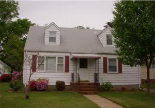 27 Runyon Ave, Edison, NJ 08817-3138