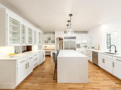 27946 Meadowlark Dr, Denver CO  80401-9747 exterior